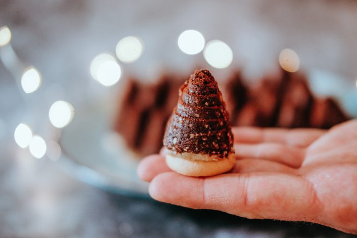 Recept: Nejlepší ořechová vosí hnízda bez cukru a bez vajec