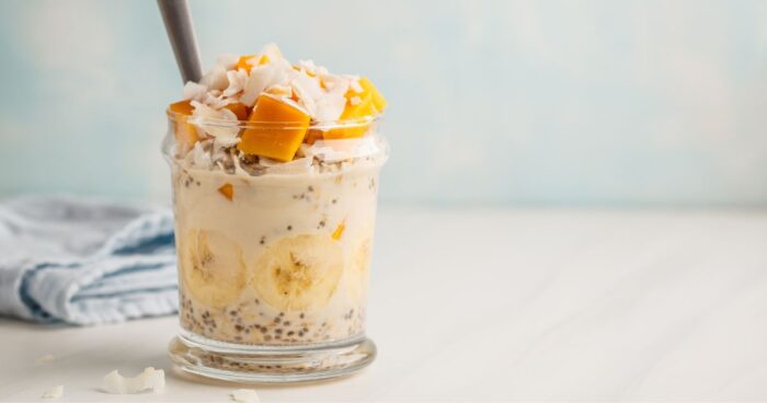 Zdravý pudink ze semínek chia a čerstvého, nebo mraženého ovoce. Ideální dezert pro všechny příležitosti.