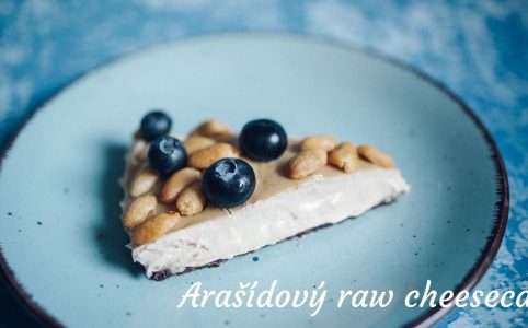Arašídový nepečený cheesecake