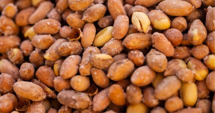 Arašídy v cukru, arašídy v těstíčku i arašídy solené.