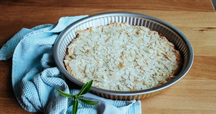 Pokud si nevíte rady, jaké přírodní sladidlo použít do koláče, máme pro vás průvodce alternativním slazením.