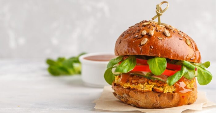 Burger z quinoou si zamilujete na první kousnutí.