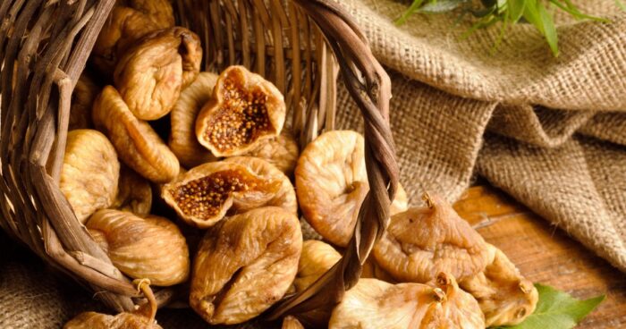 Pokud chcete během dne zahnat hlad bez výčitek, měli byste mít vždy po ruce sáček sušených fíků.