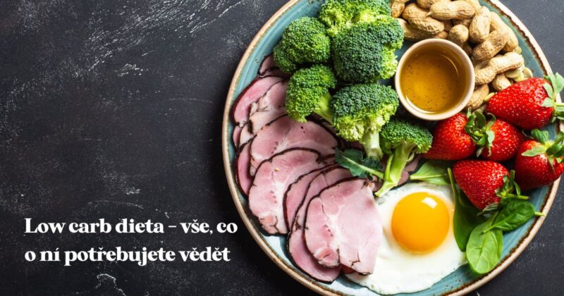 Low carb dieta může být efektivním nástrojem pro hubnutí, podporujícím spalování tuků a udržení dlouhodobějšího pocitu sytosti.