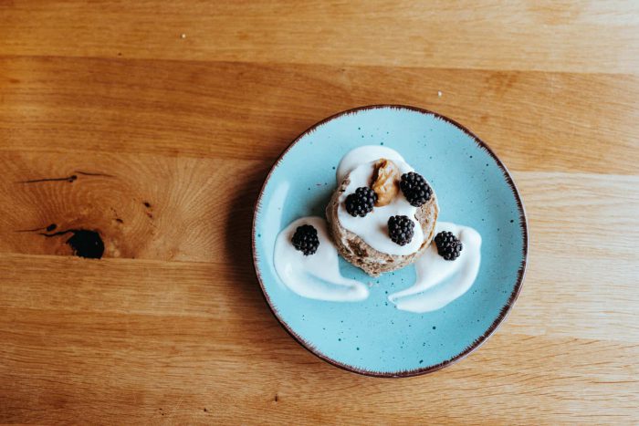 Jednoduchý recept na mugcake aneb způsob, jak si užít sladký nadýchaný dortík v jednom hrníčku.