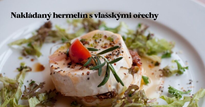 Hospodský nakládaný hermelín s valašskými ořechy je lahodný pokrm spojující krémový sýr s intenzivní chutí a vůní valašských ořechů.