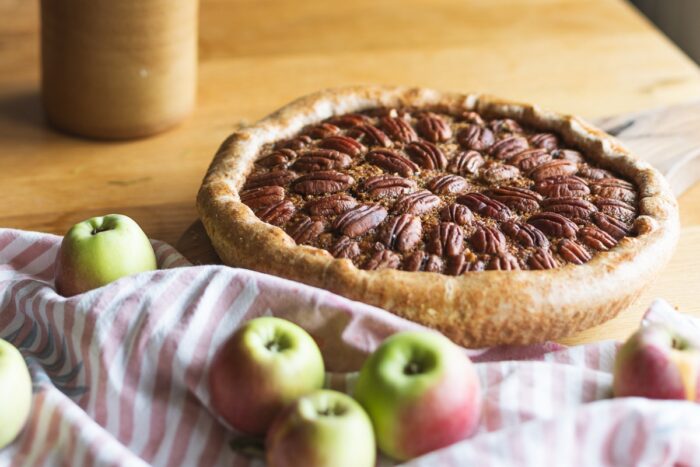 Pekanový koláč se připravuje velmi jednoduše a je naprosto dokonalý