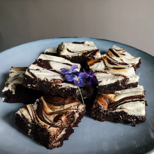Recept: Cheesecake brownies s tvarohem na plech