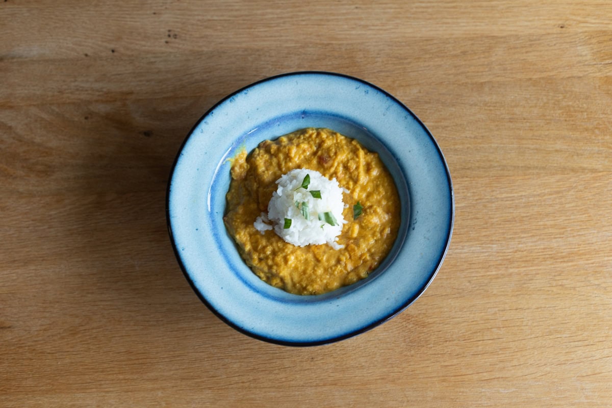 Abyste dosáhli dokonalého indického curry nestačí vám jen správné koření, ale způsob, jak s ním pracujete. 