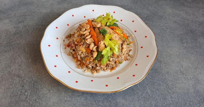 Recept: Nejlepší pohankové rizoto s kuřecím masem