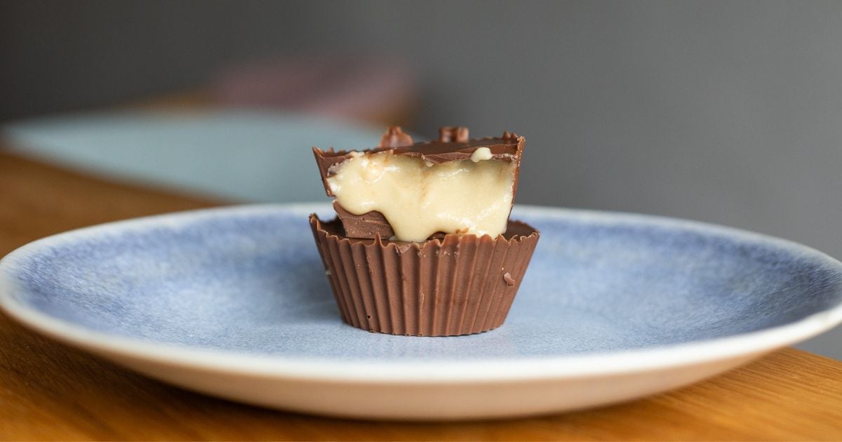 Vaše dokonale rozpuštěná čokoláda je pouze začátek tvůrčího procesu. Můžete ji proměnit v hedvábnou glazuru na dorty a dezerty.