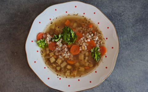 Recept: Nejlepší pohanková polévka se zeleninou