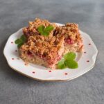 Rybízová buchta s drobenkou