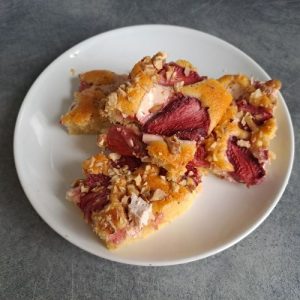 Jahodová bublanina s tvarohem