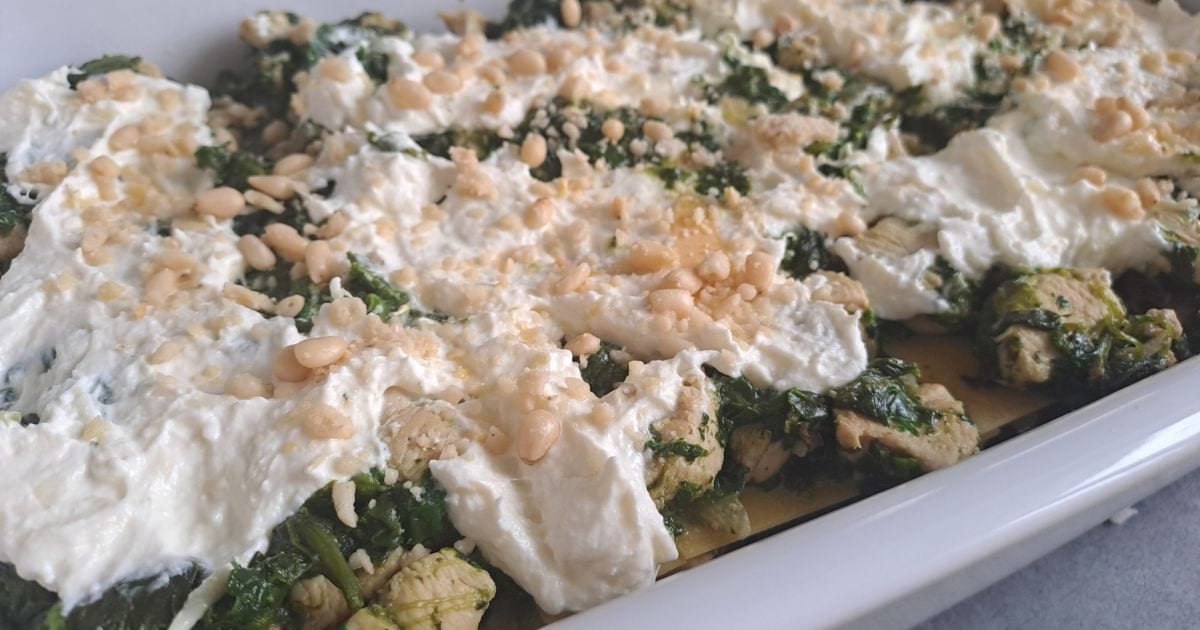 Lasagne se špenátem a kuřecím masem